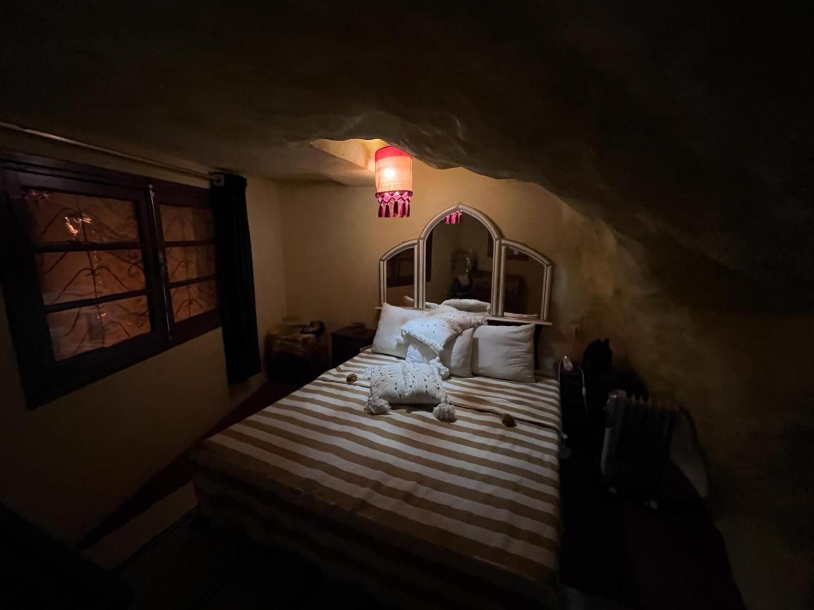 Grotte Thami Aparthotel Bhalil Exteriör bild